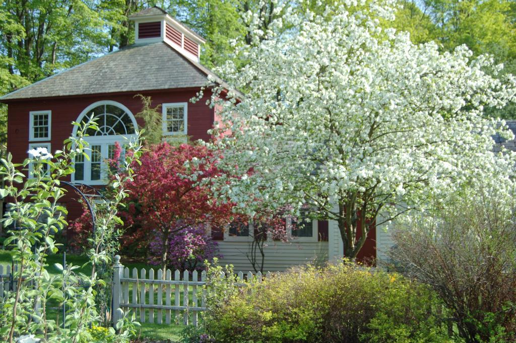 Arlington Inn & Spa Bagian luar foto